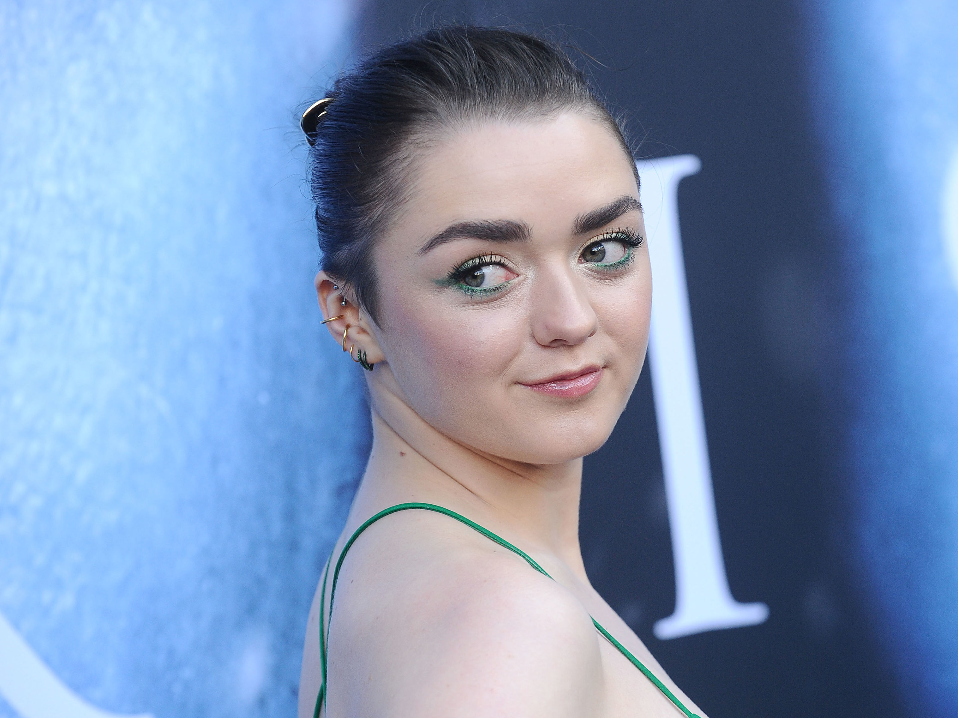 Maisie Williams Og Emilia Clarke