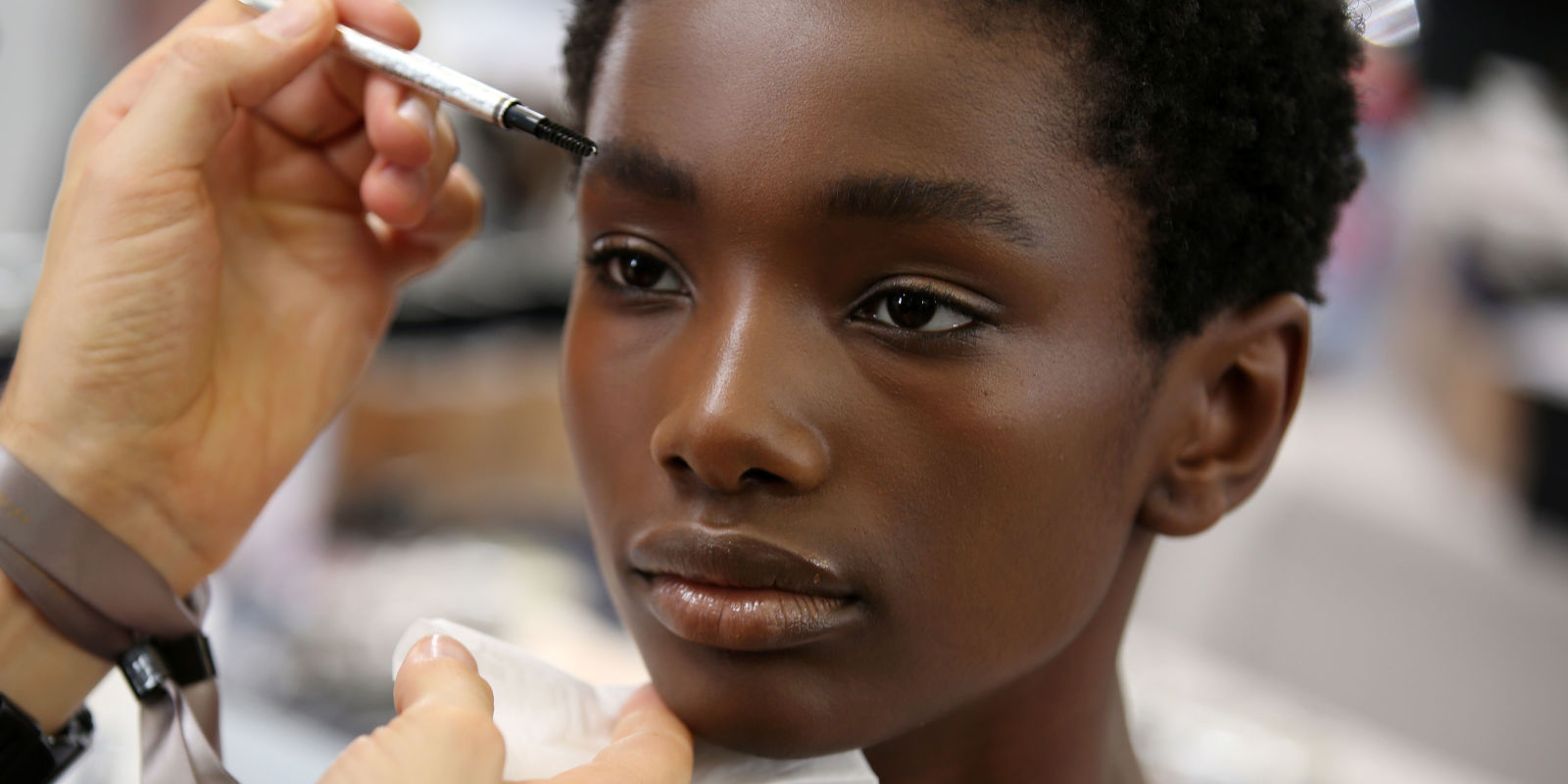 Eyebrow Shapes Why Boy Brows Are The Latest Korean Beauty Trend