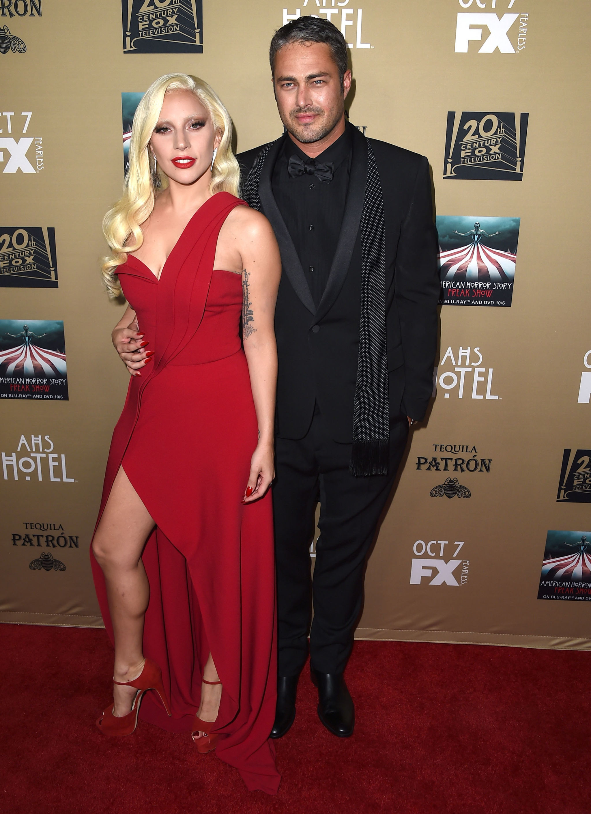 Megan Fox And Machine Gun Kelly Were Spotted Leaving A Marriage Counselling  Office